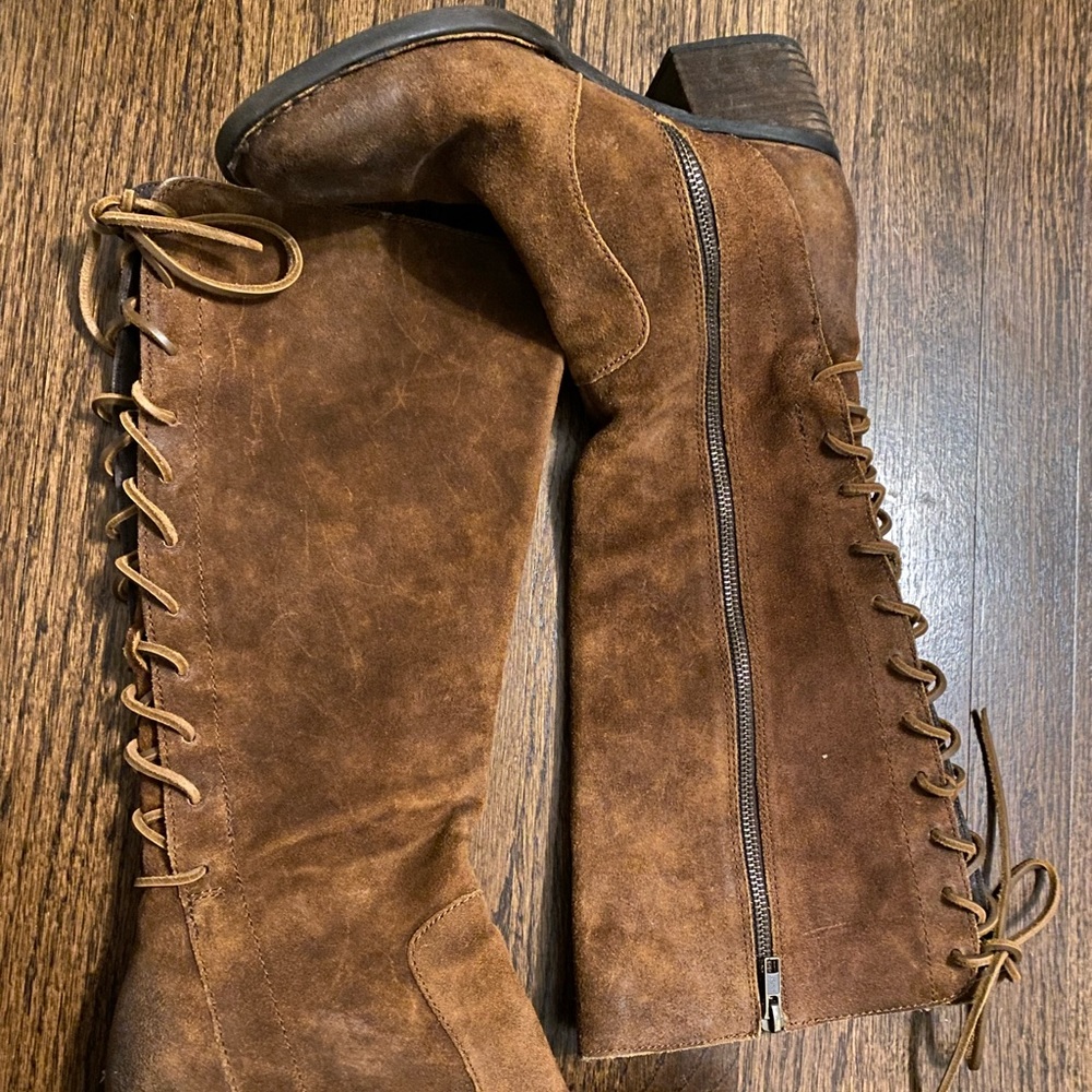 Born lace up boots